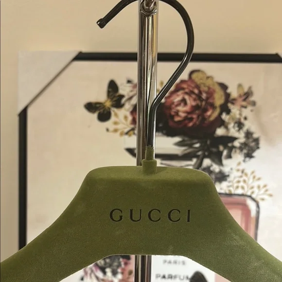 Gucci Olive Velvet Hanger - Picture 2 of 5